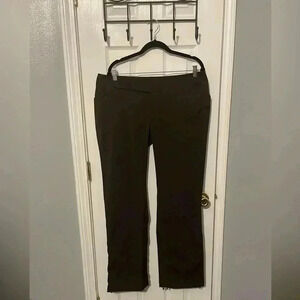 Women’s Under Armor Pants Capri Convertible Pants Dark Brown Great Condition